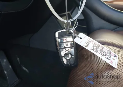 2021 Lincoln Aviator Grand Touring z USA, uszkodzony, nr VIN 5LMYJ8XY1MNL00027